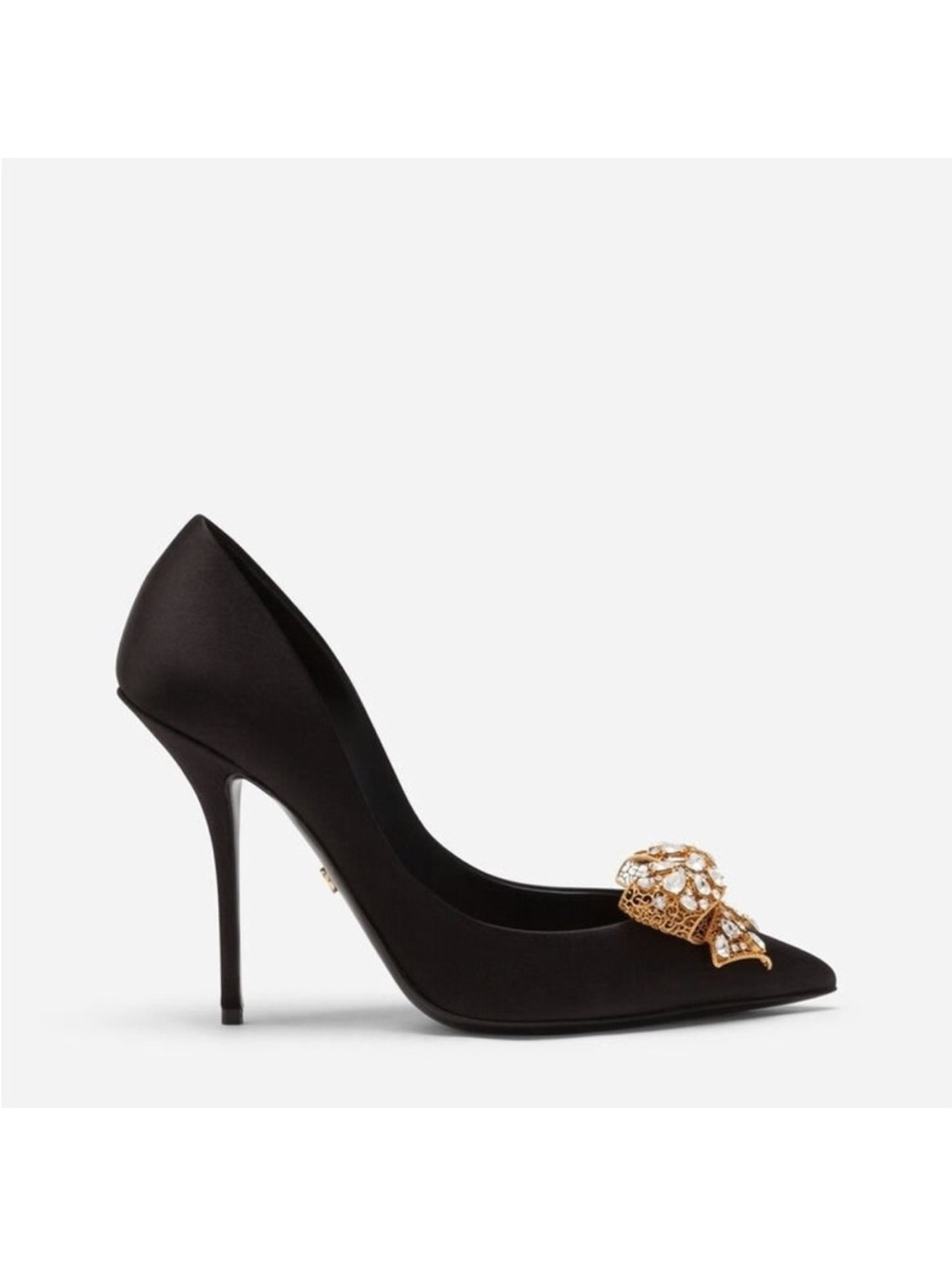 Dolce & Gabbana Satin pumps with bejeweled embellishment 37.5 $1,495